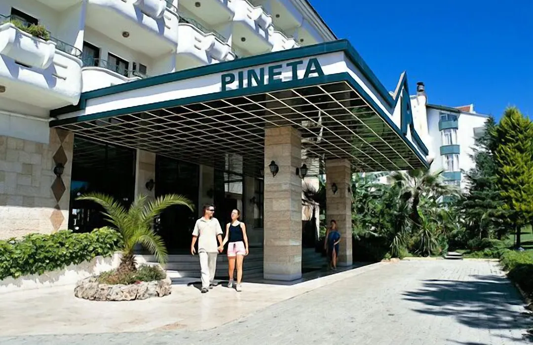 Pineta Club Hotel-1